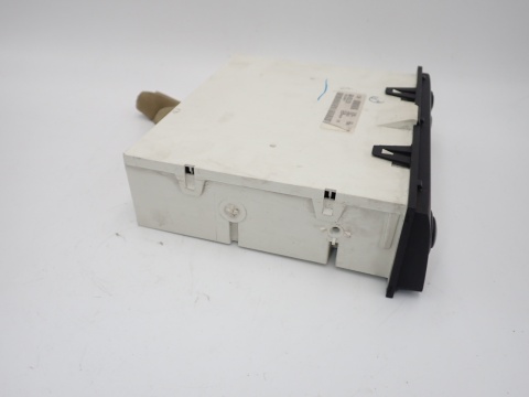 NISSAN MICRA K12 WYŚWIETLACZ RADIA ZEGAREK TERMOMETR KOMPUTER