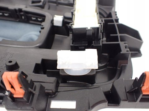 COROLLA E21 LIFT OD 2024 RAMKA OSŁONA MIESZKA TUNELU ŚRODKOWEGO - JAK NOWA