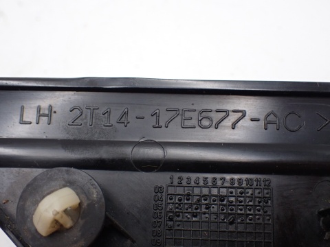 FORD TRANSIT CONNECT MK1 ZAŚLEPKA TRÓJKĄT BŁOTNIKA LEWY PRAWY PRZÓD KOMPLET