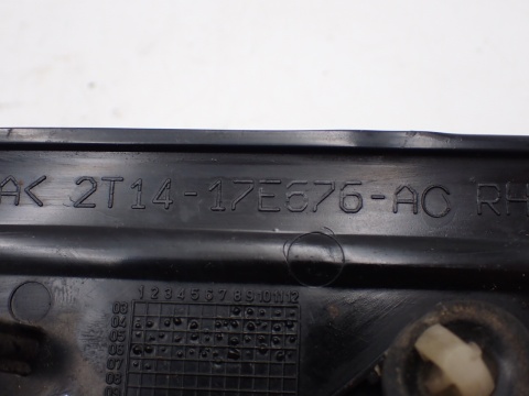 FORD TRANSIT CONNECT MK1 ZAŚLEPKA TRÓJKĄT BŁOTNIKA LEWY PRAWY PRZÓD KOMPLET