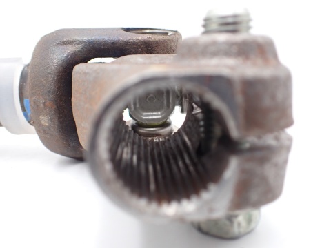 TOYOTA YARIS CROSS KRZYŻAK KOLUMNY KIEROWNICZEJ JAK NOWY OE EU D3628A50413E