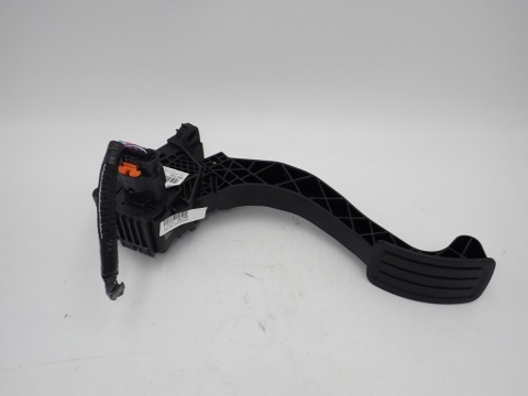 BERLINGO PARTNER COMBO PROACE pedał gazu potencjometr JAK NOWY 9854066180