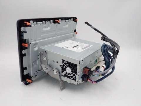 TOYOTA YARIS CROSS wyświetlacz monitor tablet radio 861400D721 JAK NOWY EU