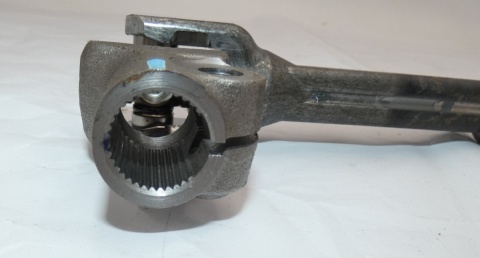 TOYOTA COROLLA E21 XII Krzyżak kolumny kierowniczej WAŁEK stan JAK NOWY