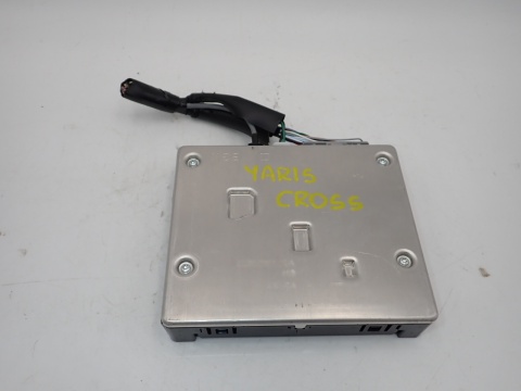 TOYOTA YARIS CROSS MODUŁ STEROWNIK 8674002270 8674102200 - JAK NOWY OE EU