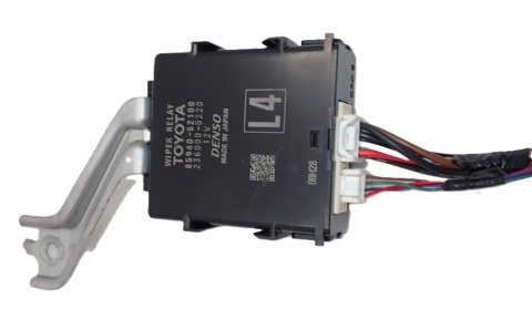 TOYOTA YARIS CROSS MODUŁ STEROWNIK WYCIERACZEK 8594025100 2360000220 - JAK NOWY ORYGINAŁ EUROPA