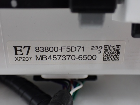 TOYOTA YARIS CROSS LICZNIK wyświetlacz prędkościomierz 83800F5D71 MB4573706500 XP207 JAK NOWY EUROPA OE