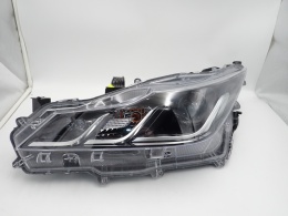 Toyota Corolla E21 '24 LIFT sedan LAMPA REFLEKTOR LEWY PRZÓD 81150-02T31-00 - JAK NOWY OE EUROPA